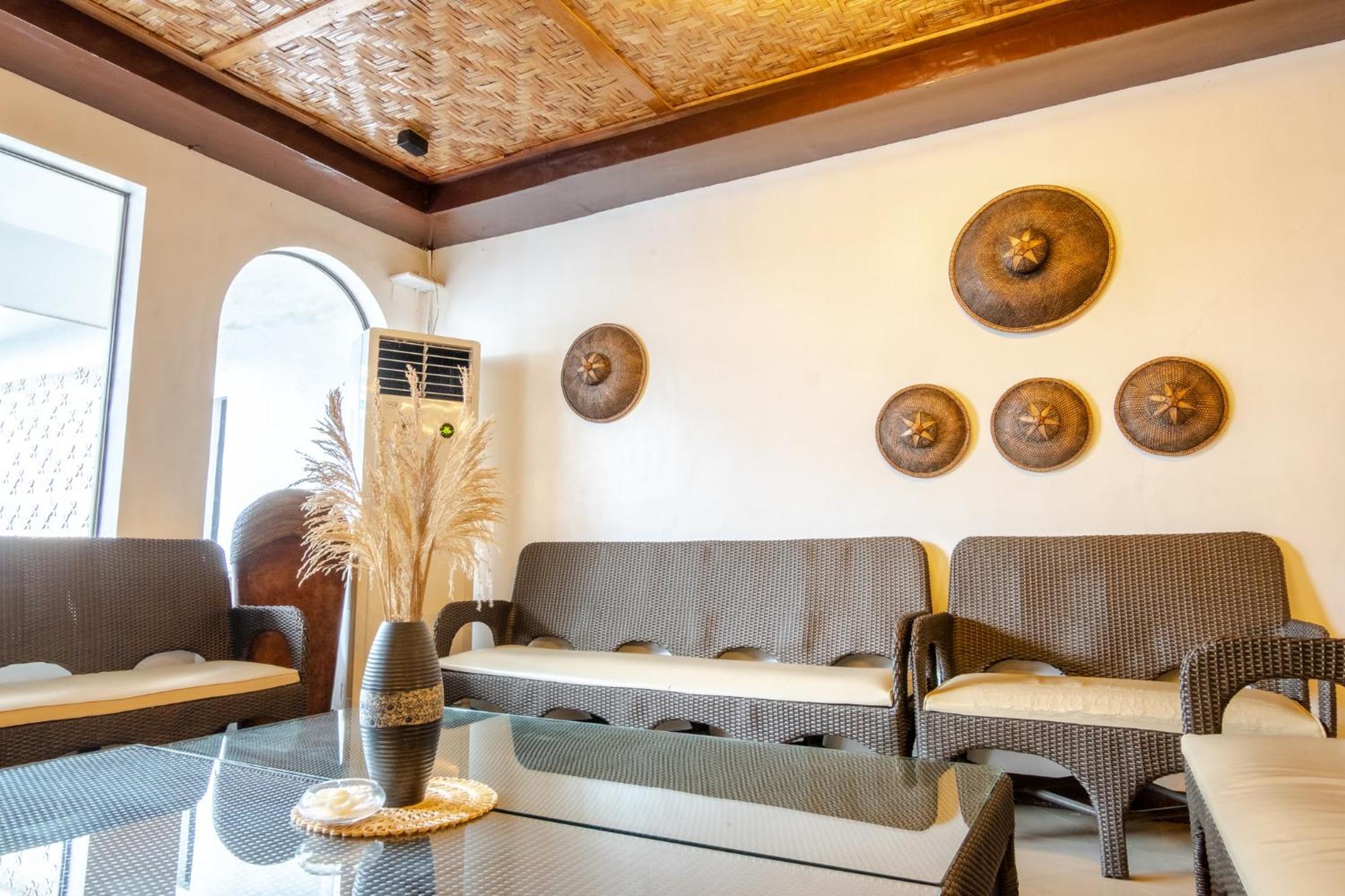 Public House Hostel Lapu-Lapu City Eksteriør bilde
