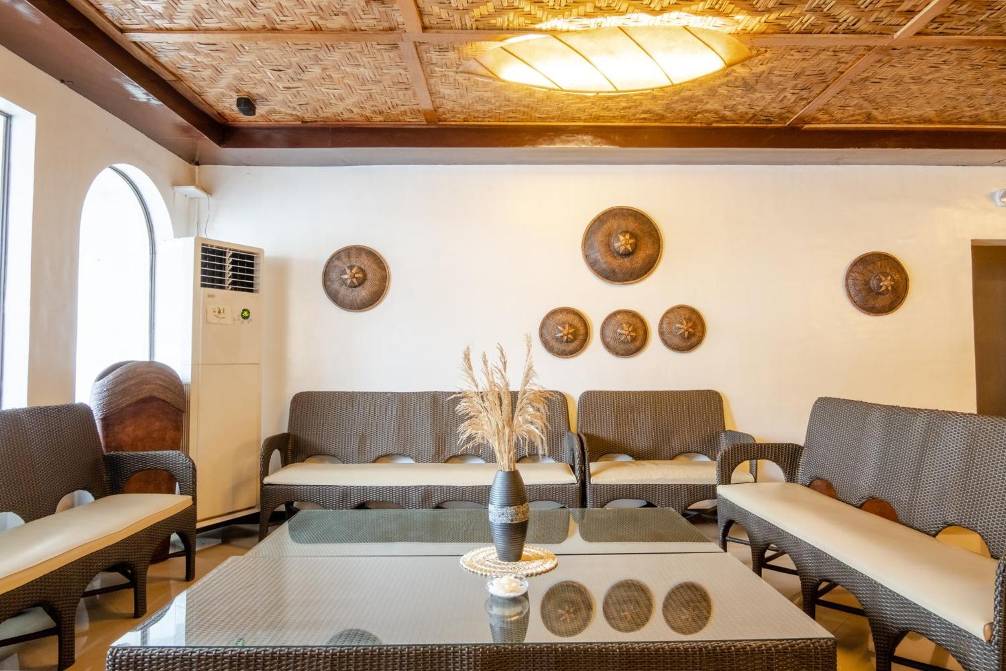 Public House Hostel Lapu-Lapu City Eksteriør bilde
